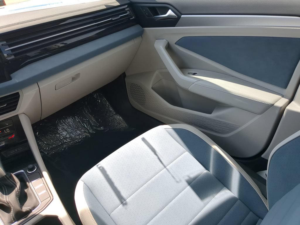 New 2026 Volkswagen Jetta SE FWD image 14