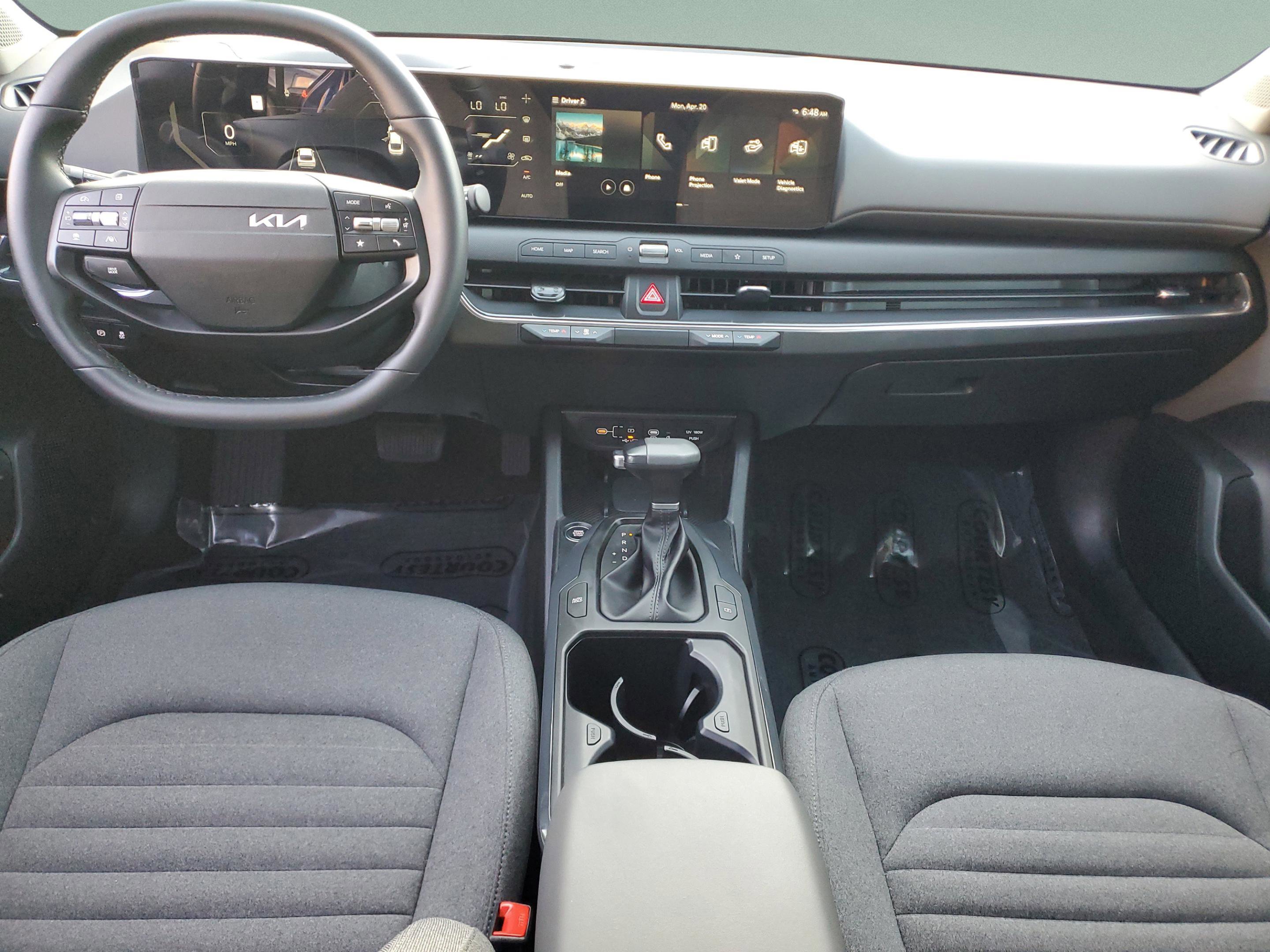 Certified 2025 Kia K4 EX FWD image 10