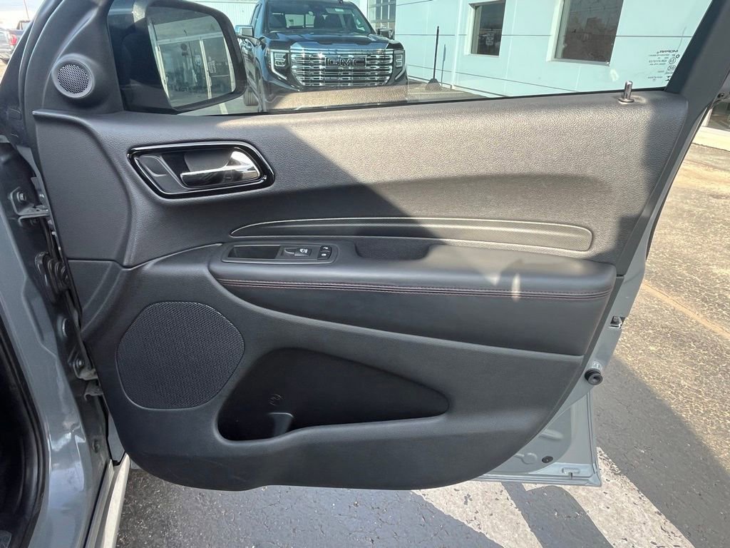 Used 2022 Dodge Durango R/T w/ Blacktop Package image 32