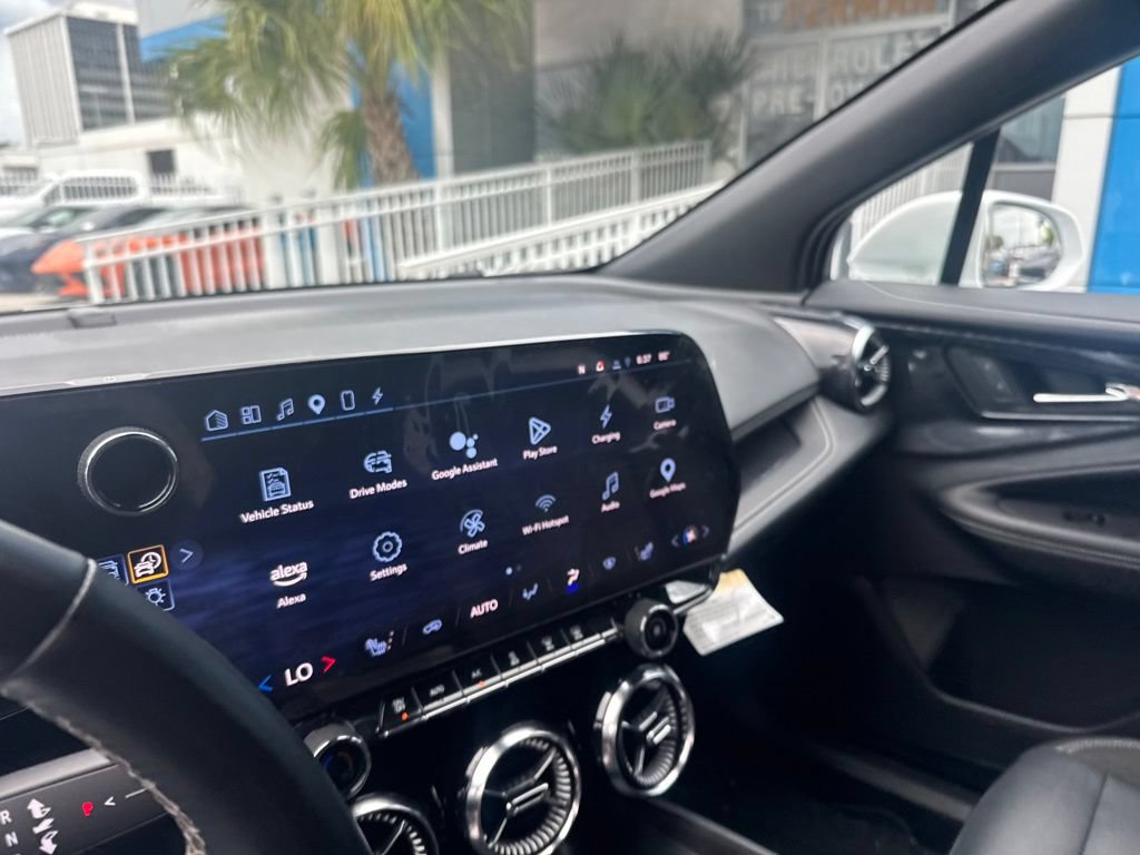 Used 2024 Chevrolet Blazer EV LT AWD/4WD image 9