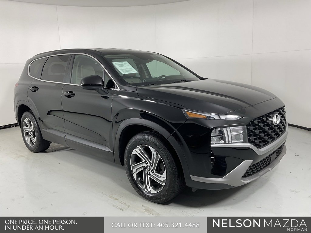 Used 2023 Hyundai Santa Fe SE image 1