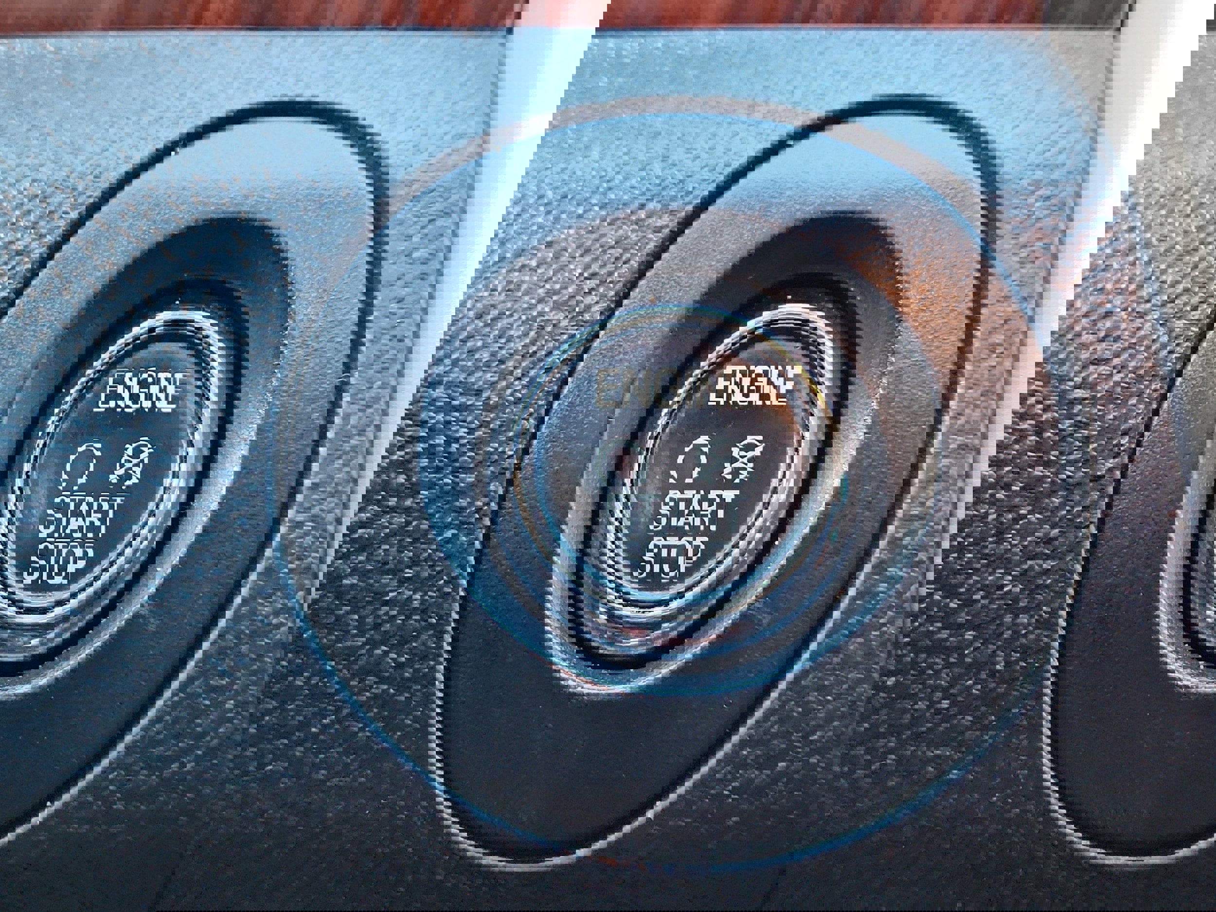 Used 2013 Ford Edge Limited AWD/4WD image 21