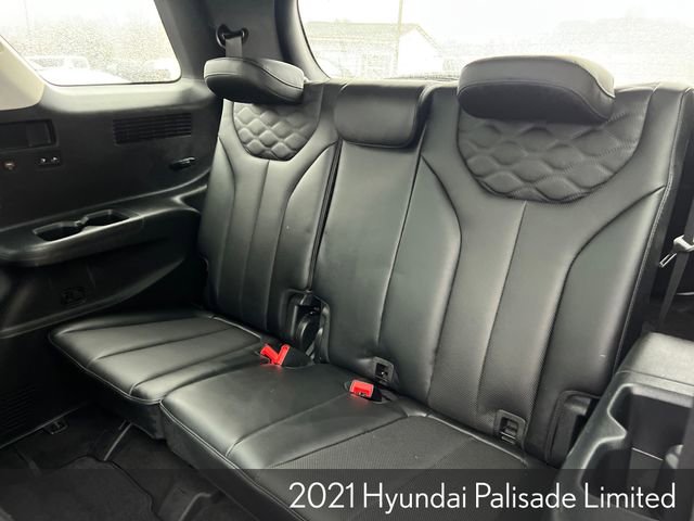 Used 2021 Hyundai Palisade Limited w/ Winter Package image 27