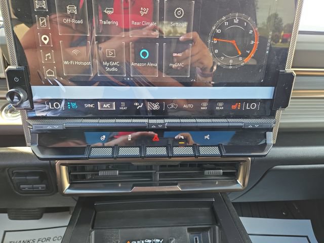 Used 2024 GMC Hummer EV 3X AWD/4WD image 25