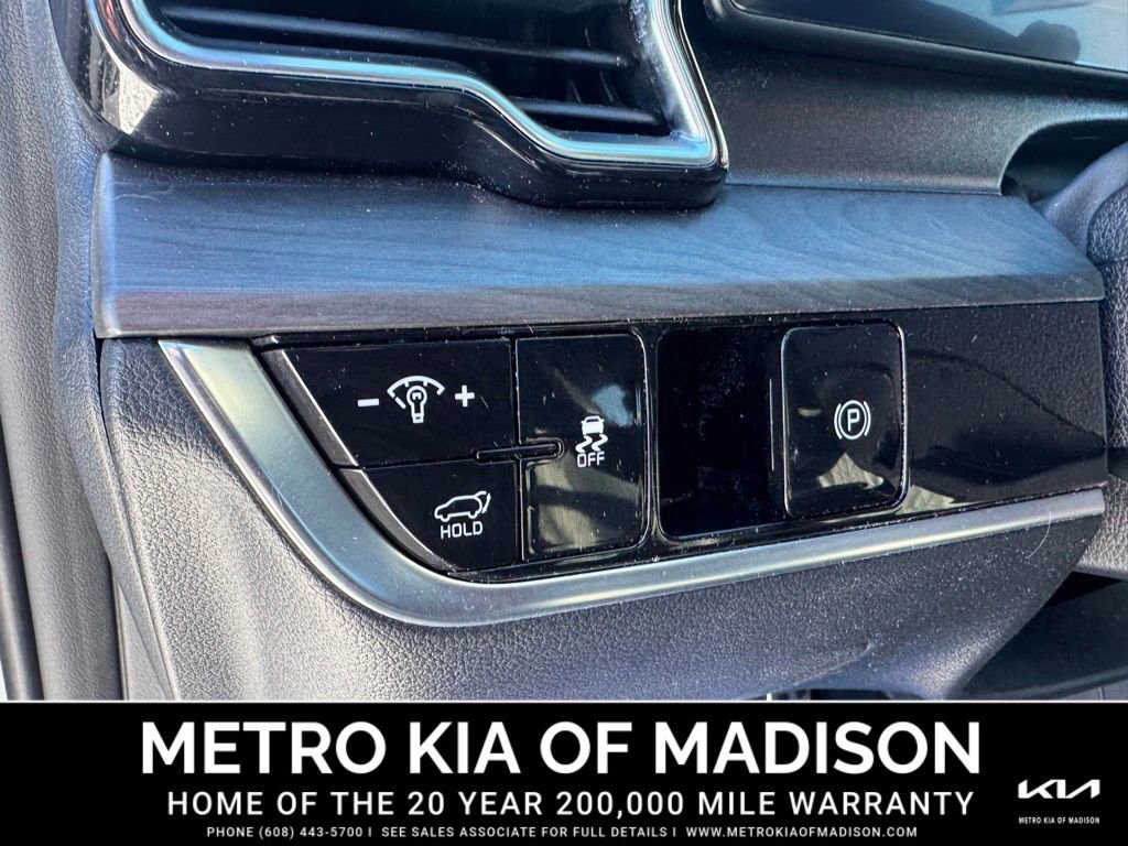 Used 2025 Kia Sportage X-Pro Prestige image 17