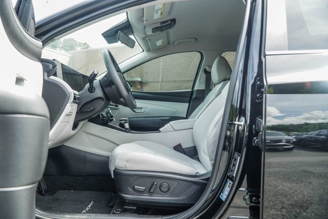 Used 2025 Hyundai Tucson SEL FWD image 37
