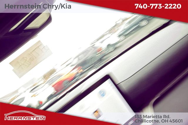 Used 2025 Ford Explorer ST-Line w/ Premium Package image 18