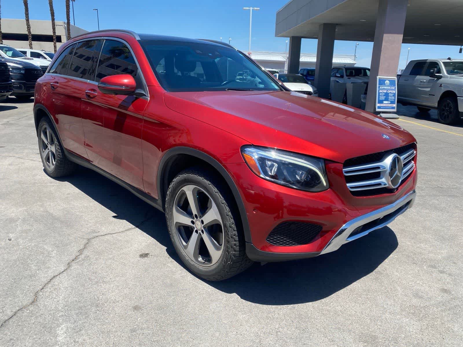 Used 2016 Mercedes-Benz GLC 300 4MATIC image 4