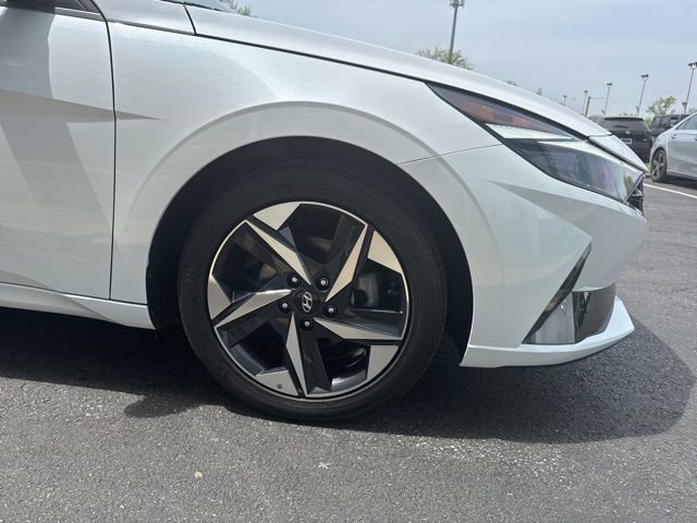 Used 2021 Hyundai Elantra SEL w/ Convenience + Premium Package image 21