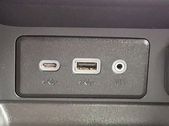 Used 2018 GMC Terrain SLE image 23