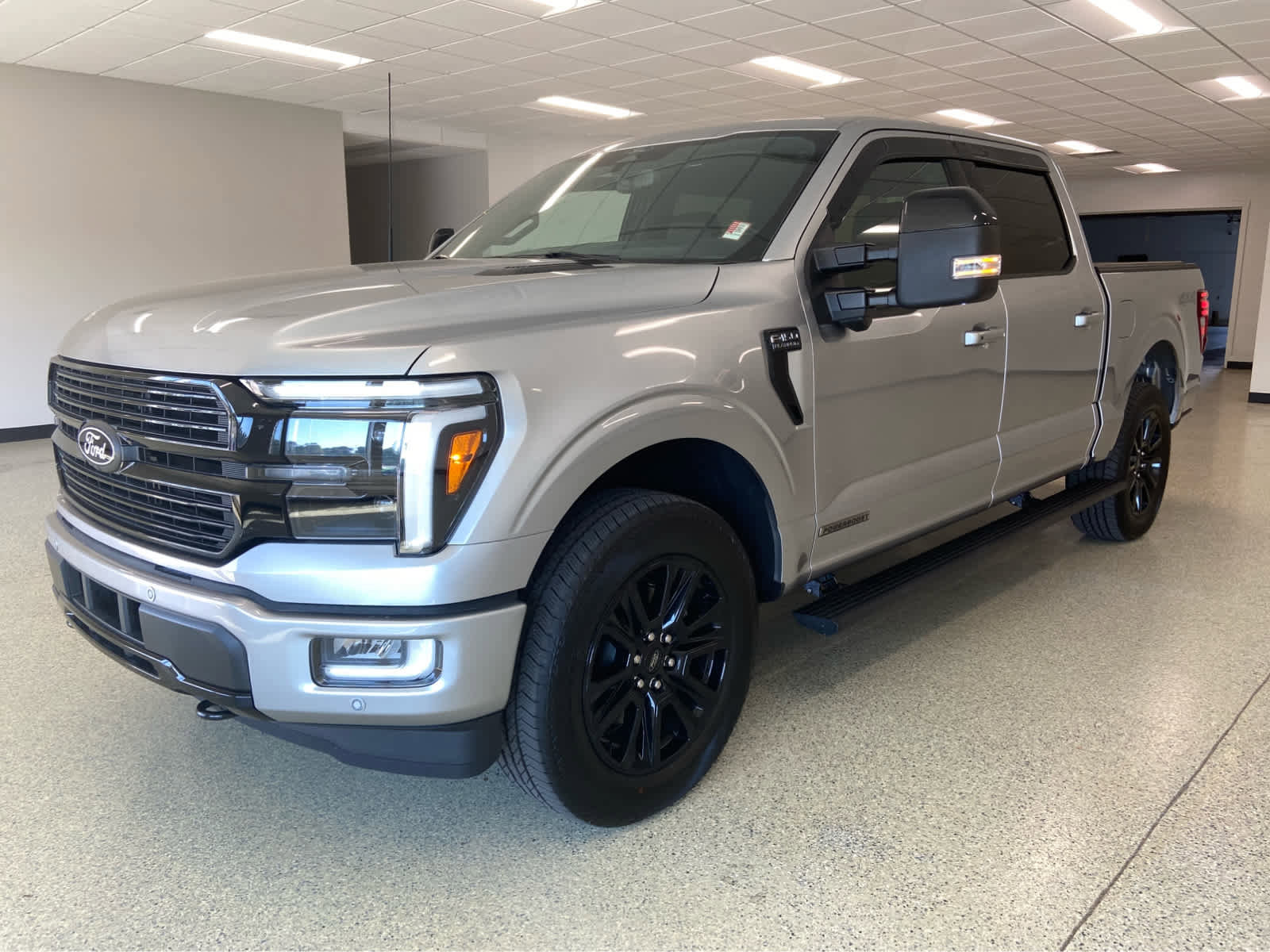 New 2025 Ford F150 Platinum w/ Equipment Group 702A High image 1