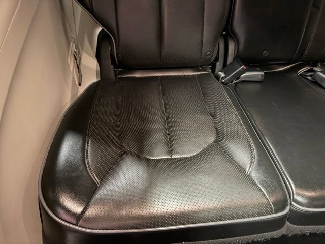 Used 2017 Chrysler Pacifica Limited FWD image 28