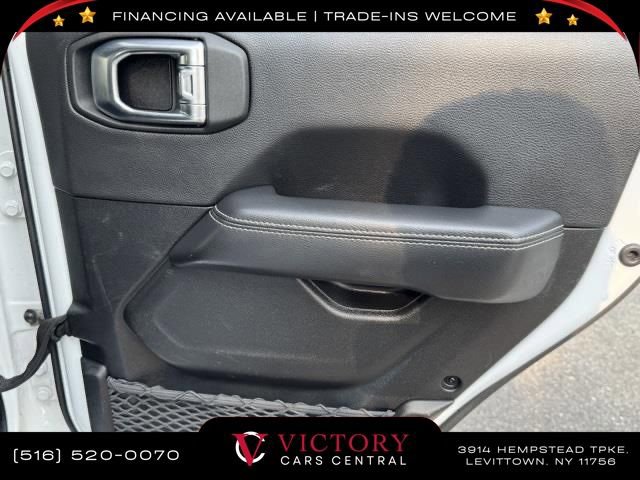 Used 2023 Jeep Wrangler Sahara image 17