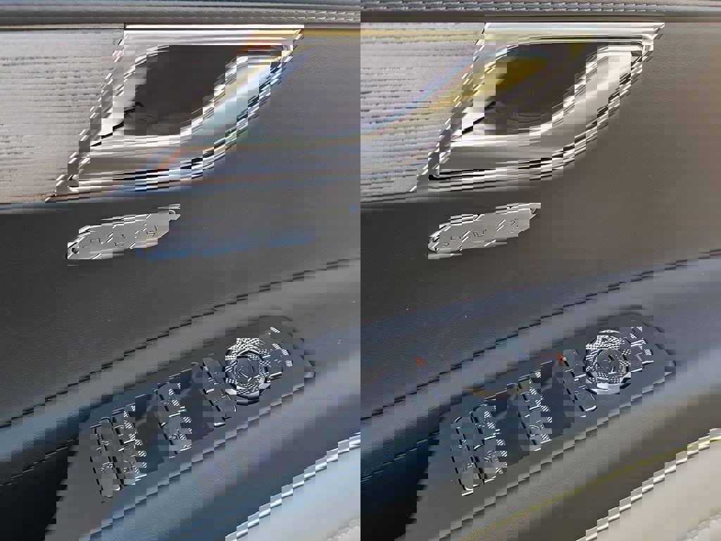 New 2026 Genesis GV80 2.5T Select image 32