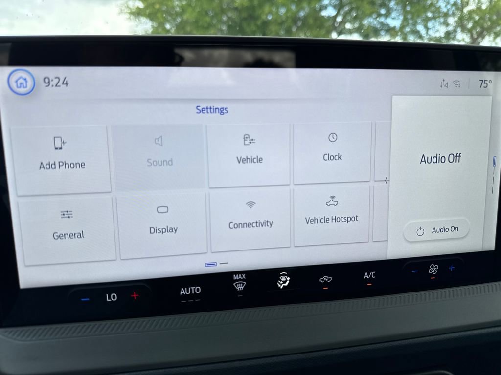 New 2026 Ford Maverick XL image 24