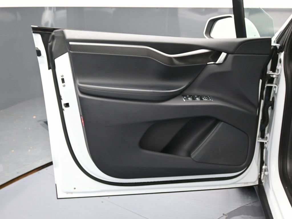 Used 2021 Tesla Model X Performance image 40