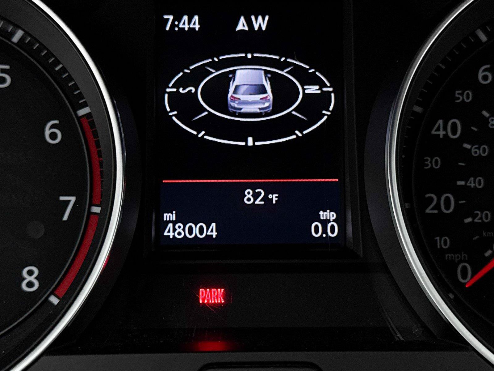 Used 2017 Volkswagen GTI Autobahn FWD image 35
