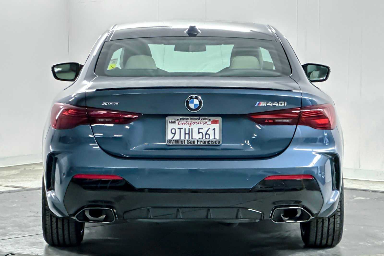 Used 2025 BMW 440i xDrive Coupe w/ Premium Package image 7