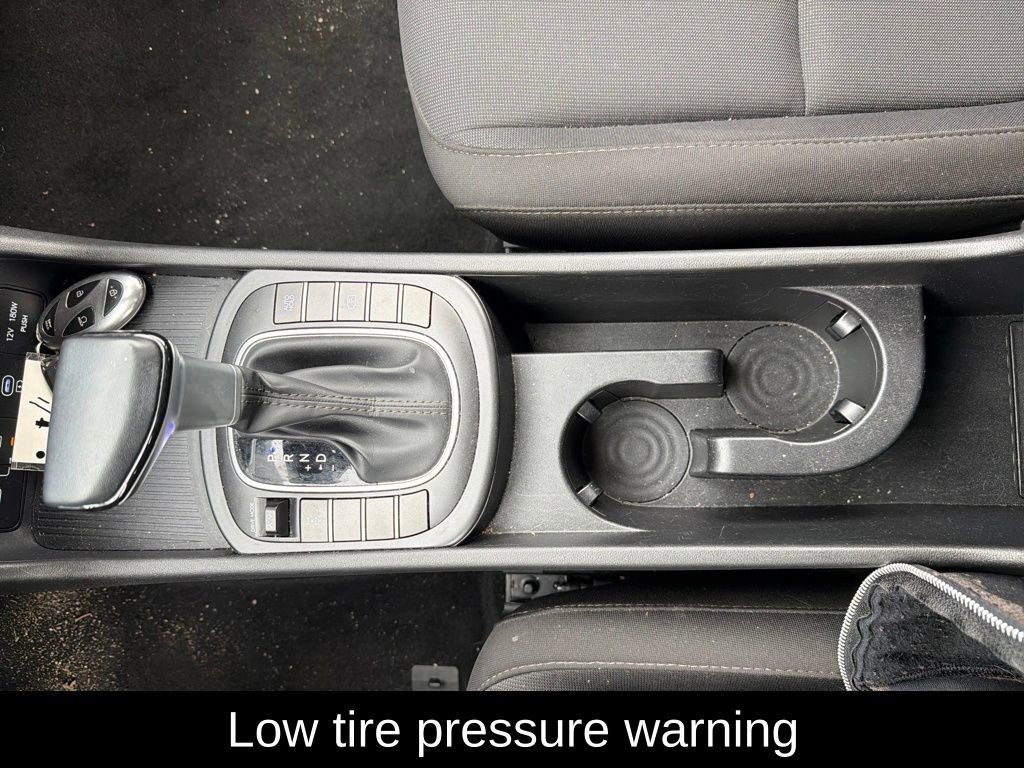 Used 2025 Hyundai Kona SEL image 22