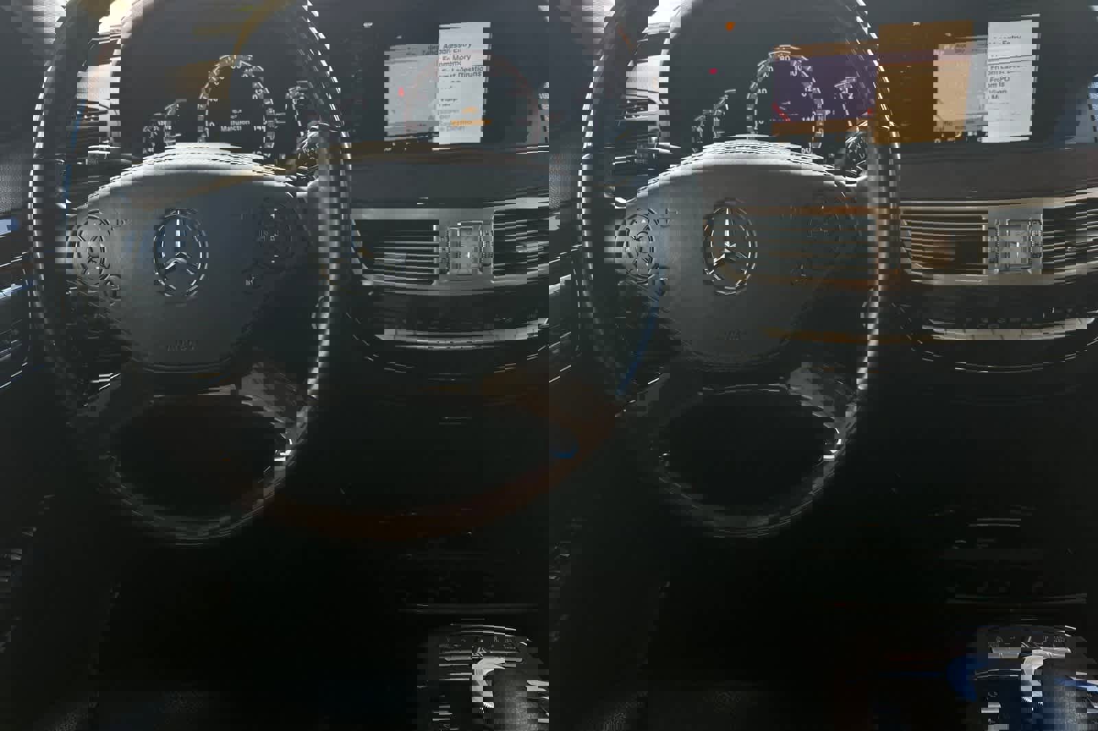 Used 2012 Mercedes-Benz S 550 image 17