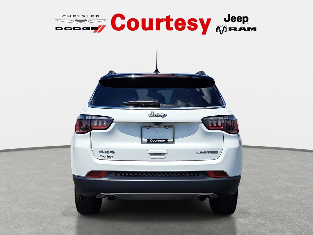Certified 2023 Jeep Compass Limited AWD/4WD image 5