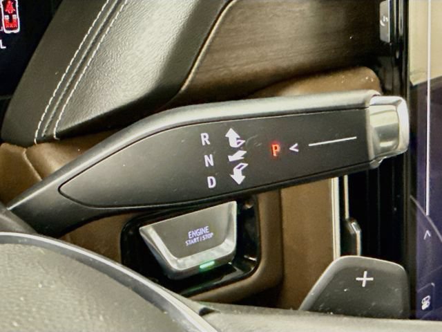Used 2025 GMC Yukon XL Denali Ultimate AWD/4WD image 18