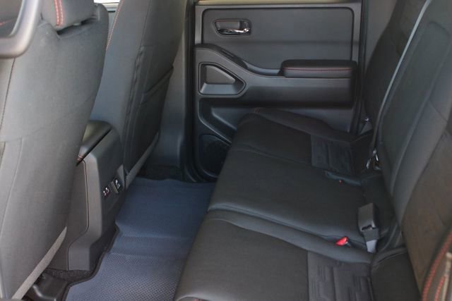 New 2025 Nissan Frontier PRO-4X w/ Pro Convenience Package image 27