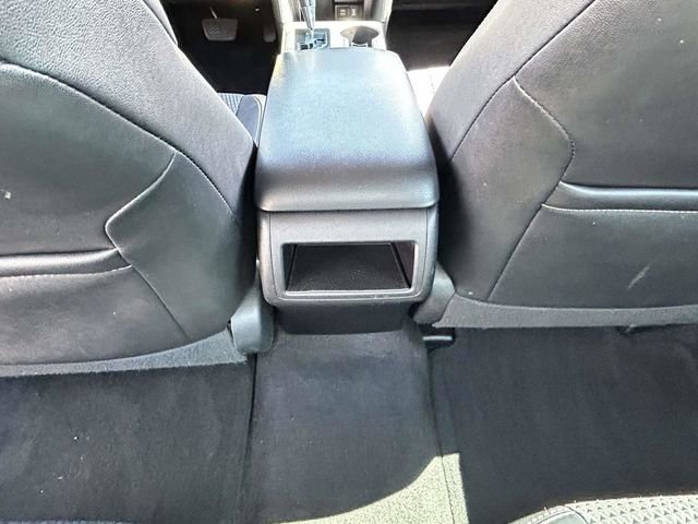 Used 2014 Toyota Camry SE FWD image 11