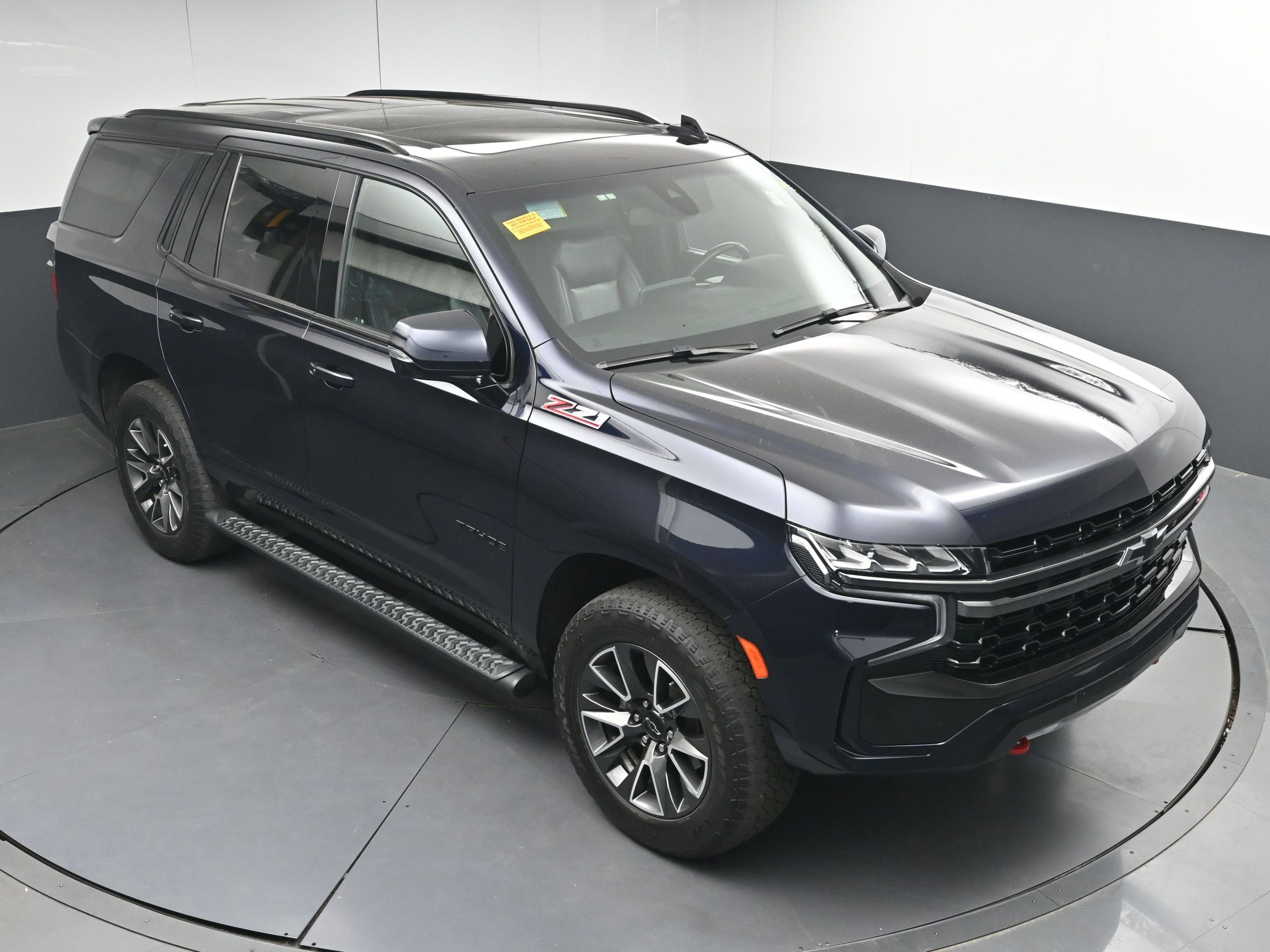 Used 2021 Chevrolet Tahoe Z71 w/ Luxury Package image 32