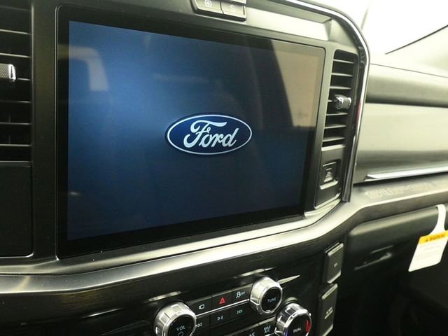 New 2026 Ford F250 Lariat w/ FX4 Off-Road Package image 16