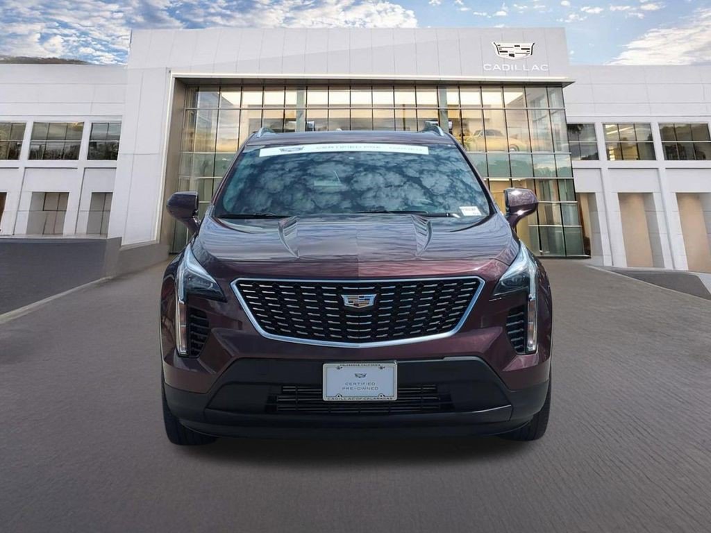 Certified 2023 Cadillac XT4 Luxury w/ Cold Weather Package image 2