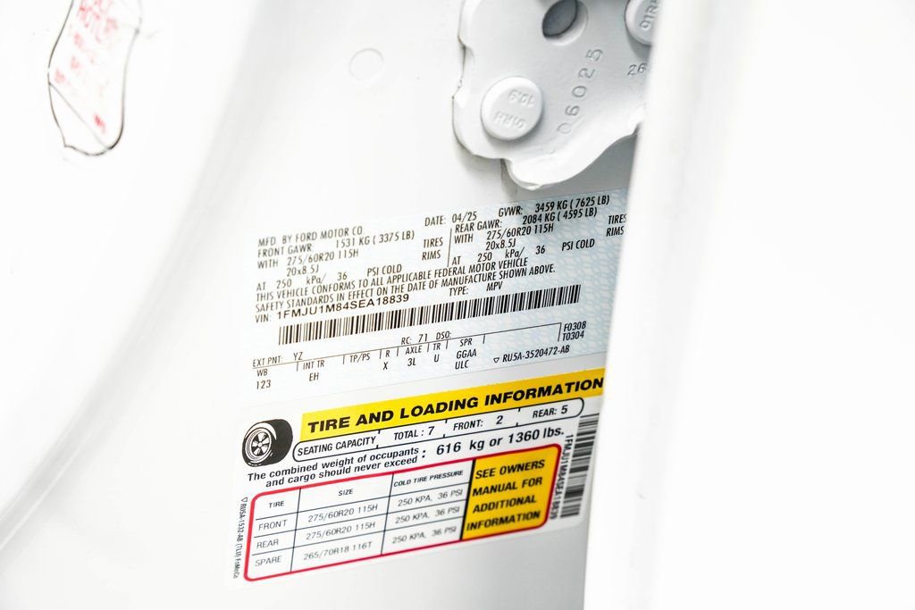 Used 2025 Ford Expedition Platinum image 47