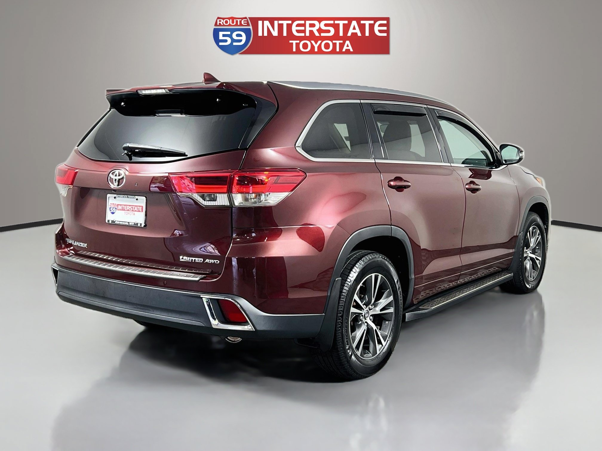 Used 2019 Toyota Highlander Limited AWD/4WD image 7