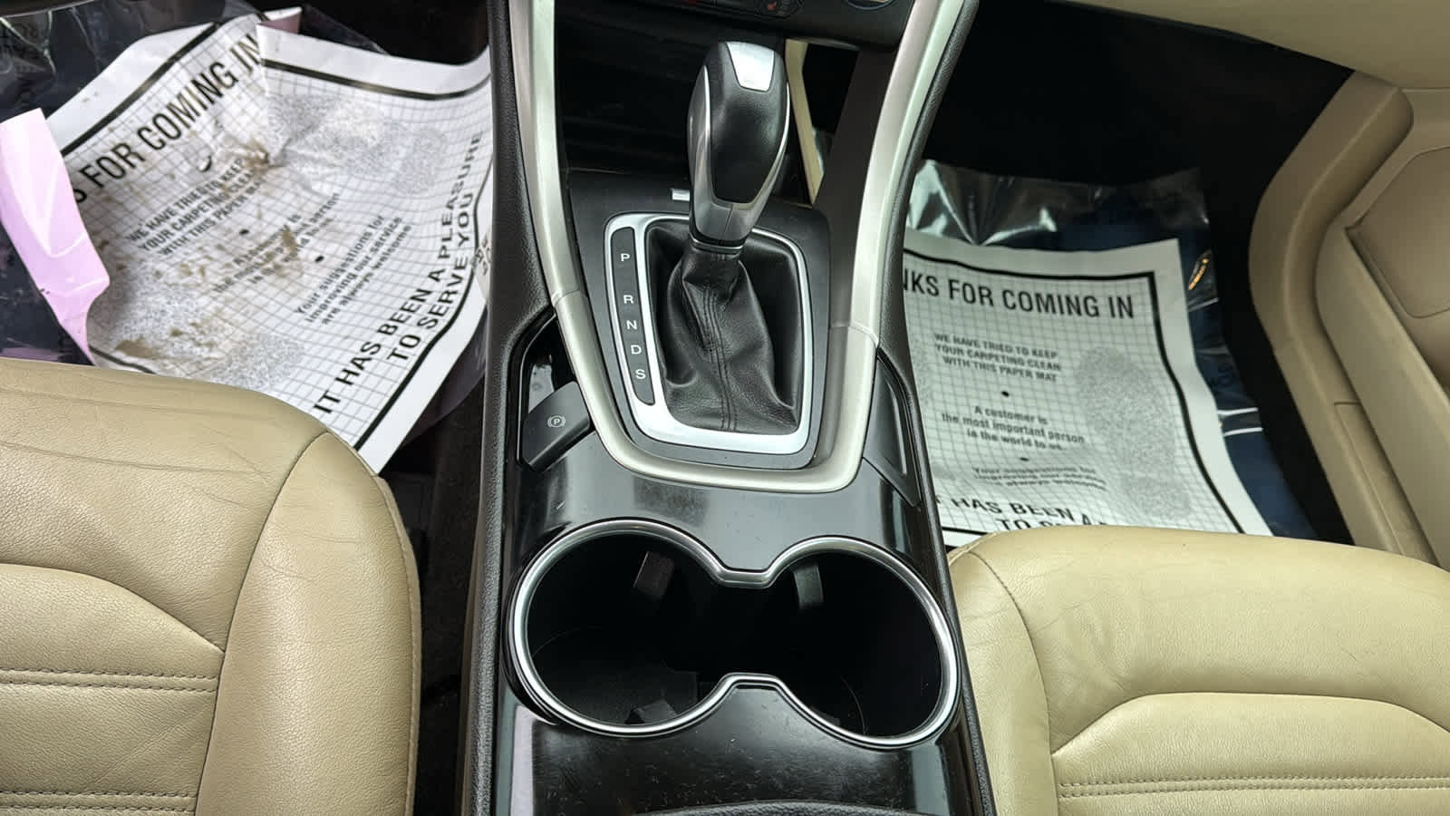 Used 2015 Ford Fusion SE w/ Equipment Group 202A image 22