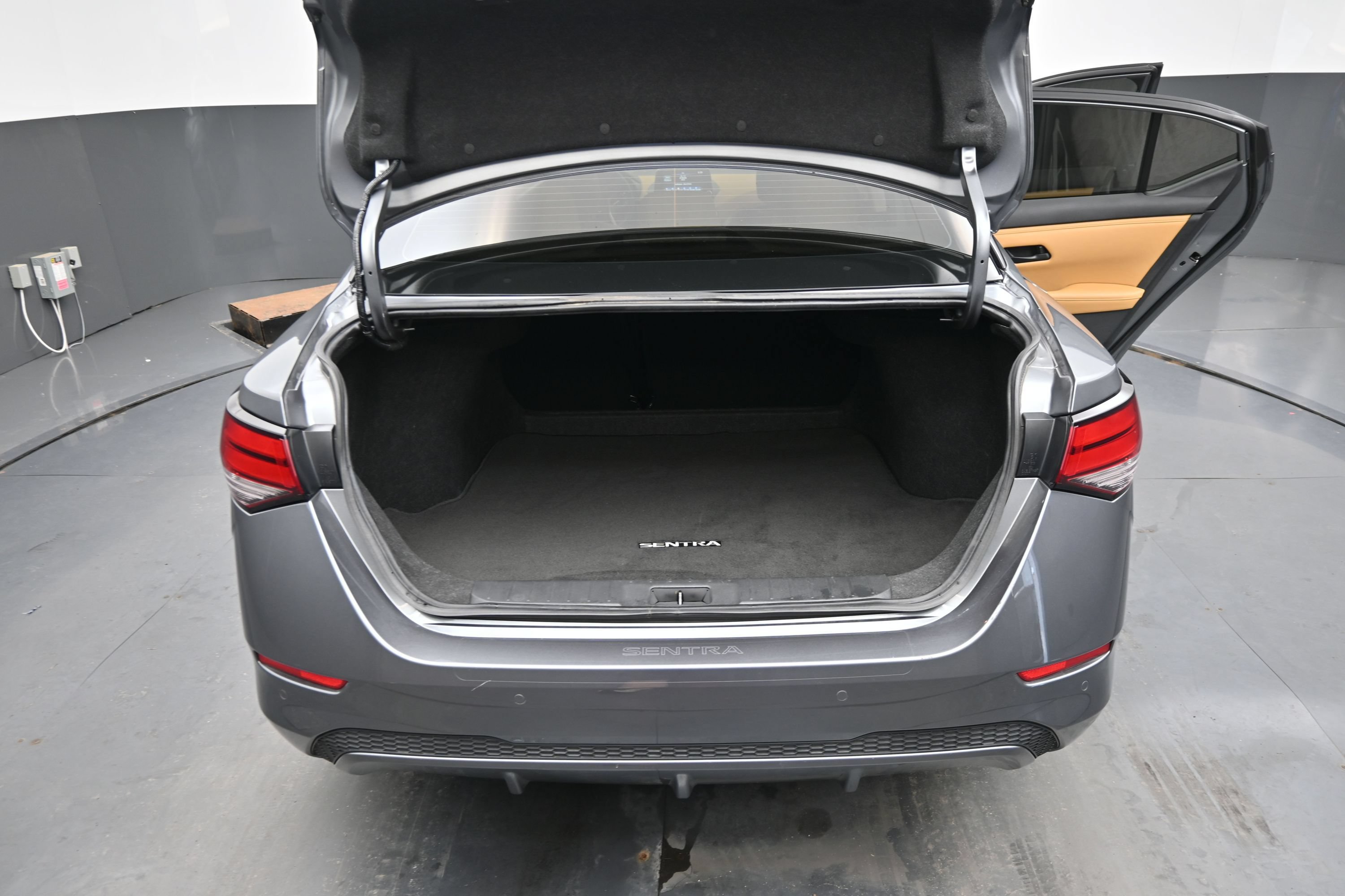 Certified 2024 Nissan Sentra SV w/ SV Premium Package FWD image 12