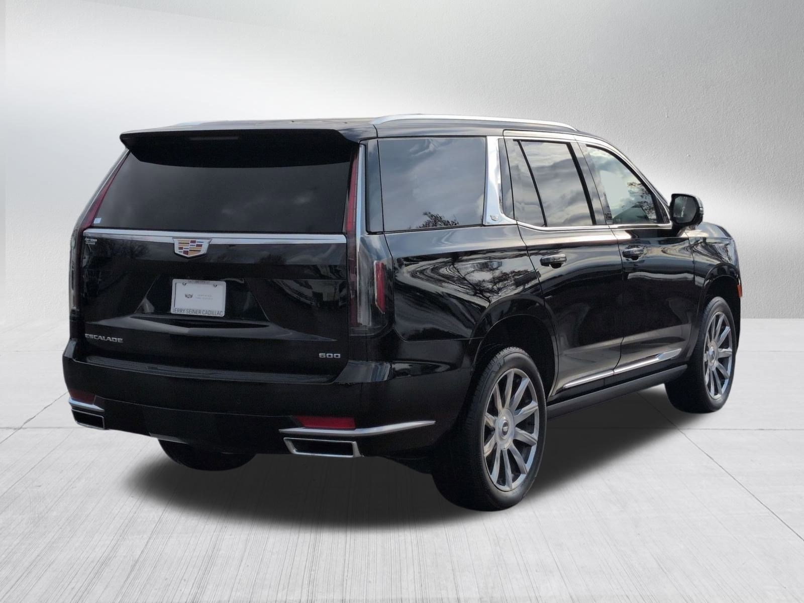 Used 2022 Cadillac Escalade Premium Luxury Platinum w/ LPO, Floor Liner Package image 5