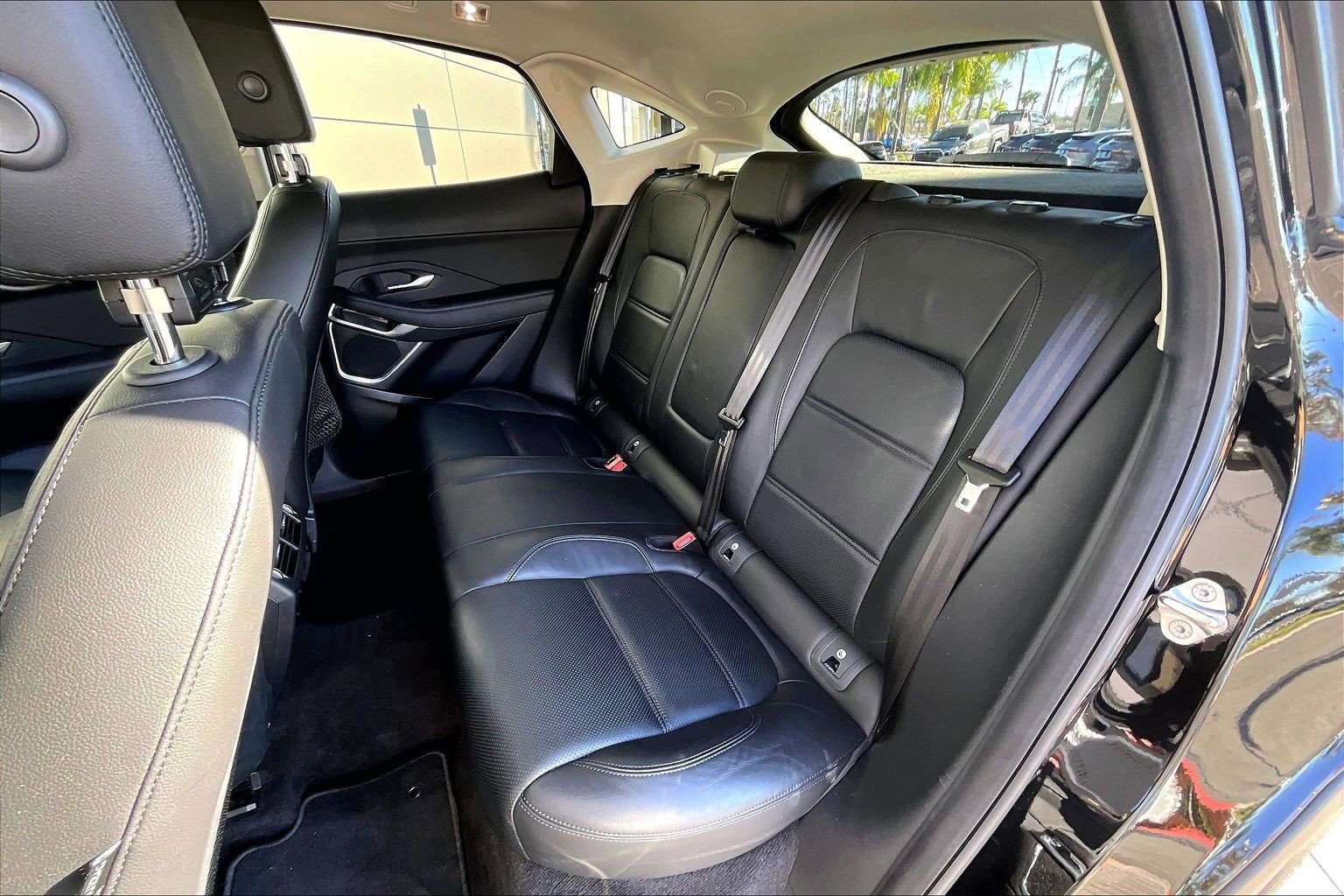 Used 2020 Jaguar E-PACE SE image 26