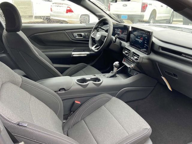 New 2025 Ford Mustang Coupe RWD image 4