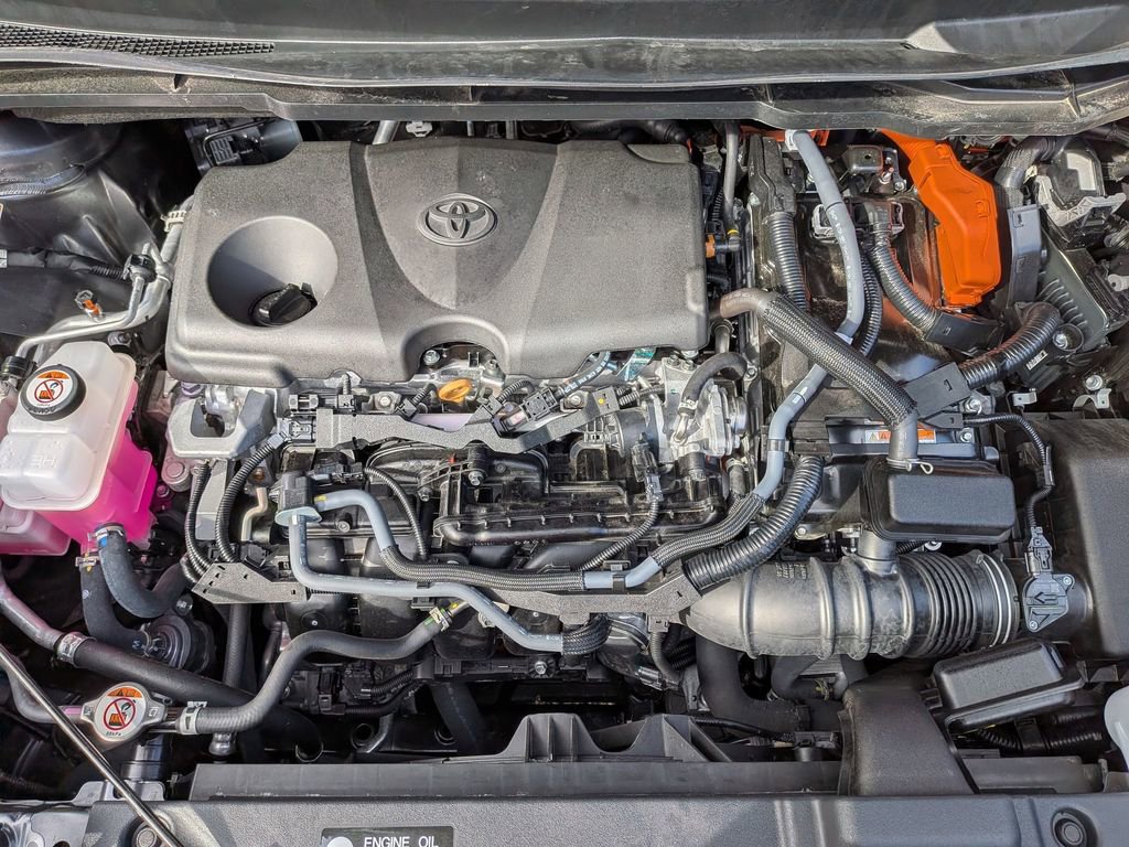 Used 2025 Toyota Sienna LE w/ LE Plus Package image 31