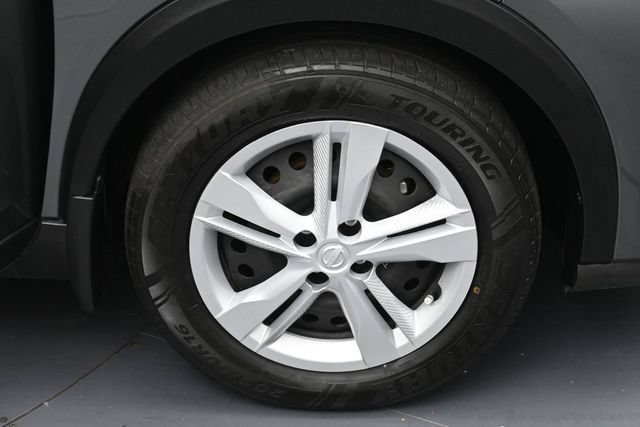 Used 2024 Nissan Kicks S FWD image 6