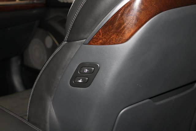 Used 2019 Genesis G90 3.3T Premium image 10