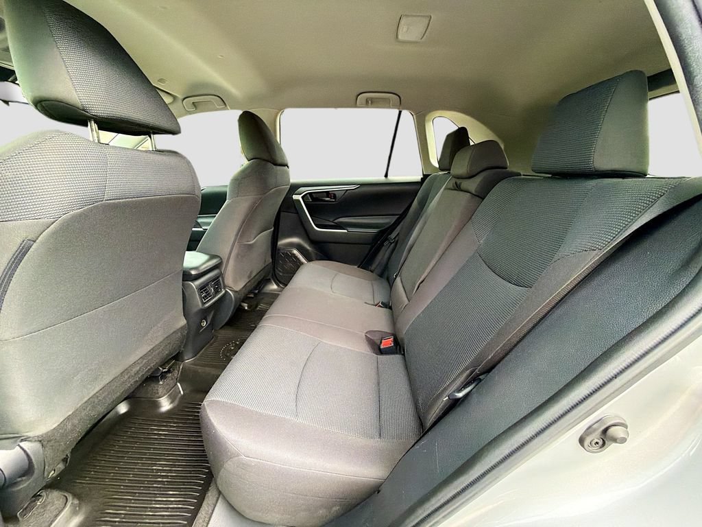 Used 2023 Toyota RAV4 LE AWD/4WD image 21