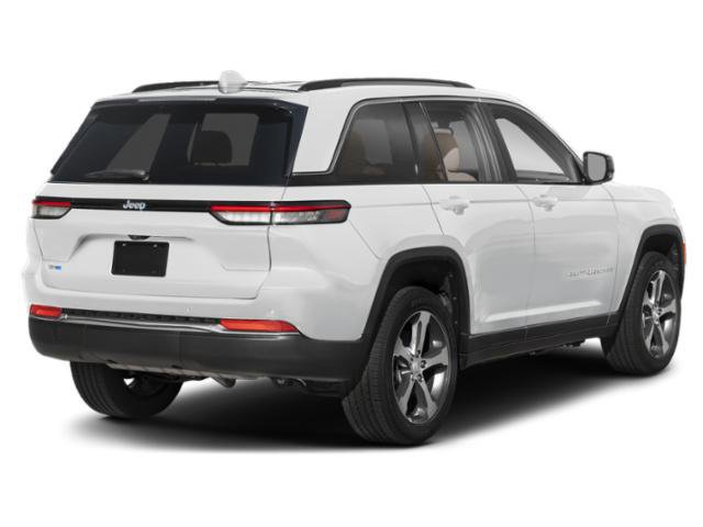 Used 2022 Jeep Grand Cherokee Summit AWD/4WD image 2