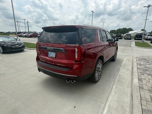 Used 2024 GMC Yukon Denali Ultimate AWD/4WD image 3