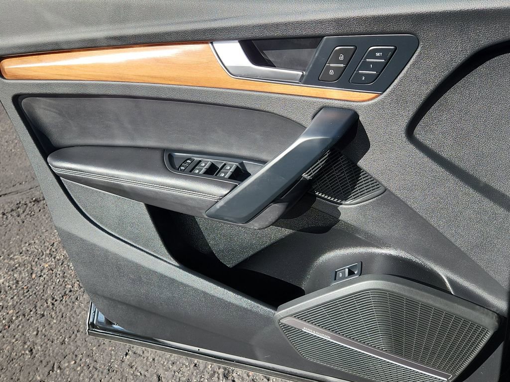 Used 2023 Audi Q5 2.0T Premium Plus image 6