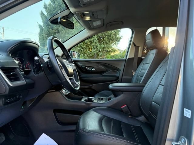 Used 2024 GMC Terrain Denali AWD/4WD image 17
