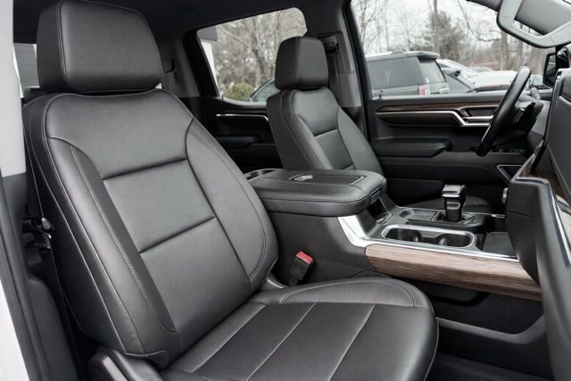 Used 2022 Chevrolet Silverado 1500 RST w/ Redline Edition image 17