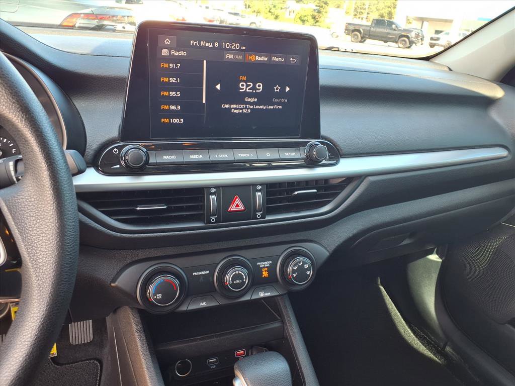 Used 2024 Kia Forte LXS w/ LXS Technology Package FWD image 7