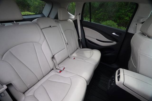 Used 2020 Buick Envision Essence w/ Experience Buick Package image 25