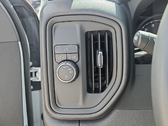 Used 2024 Chevrolet Silverado 1500 Custom w/ LPO, Dark Essentials Package RWD image 28
